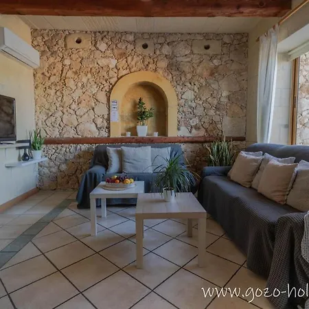 Hibiscus Bed & Breakfast *