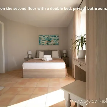 Bed & Breakfast Hibiscus Xaghra