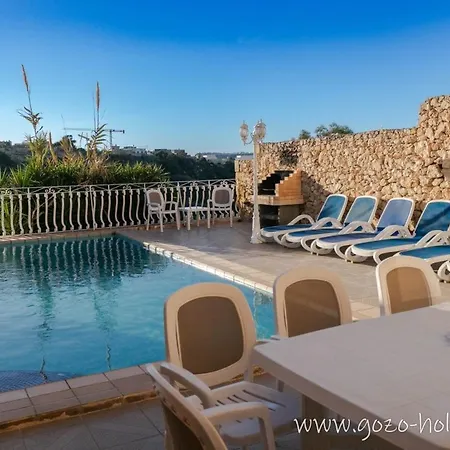 Hibiscus Bed & Breakfast *